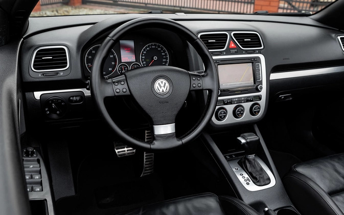 Volkswagen Eos cena 29900 przebieg: 196000, rok produkcji 2009 z Radom małe 781